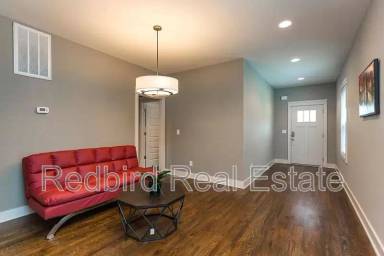Main picture of 1717 14th Ave S