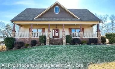 Main picture of 1920 Chelsea Jo Ln
