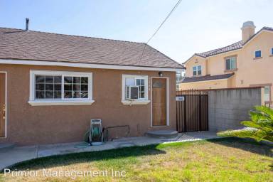 Main picture of 1340 W Grand Ave