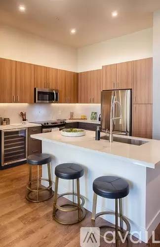 Main picture of 1115 S Grant St