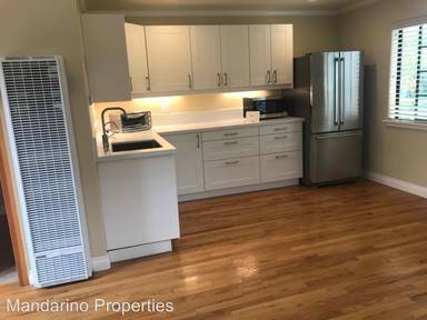 Main picture of 220 Palisades Dr