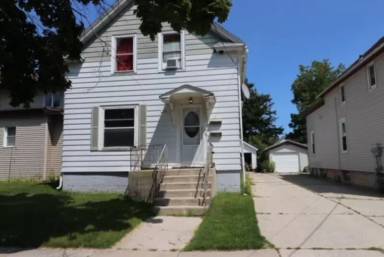 Main picture of 1305 S 12th St