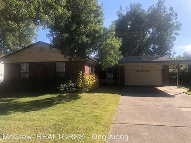 Main picture of 5330 E 27th Pl