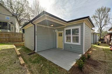 Main picture of 1710 Club Rd