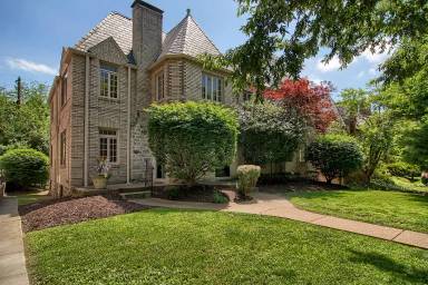 Main picture of 7526 Oxford Dr