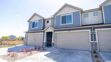 Main picture of 237 E Warbler Ct