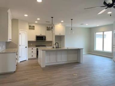 Main picture of 1314 Solomon Ln