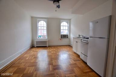Main picture of 12 Perry St