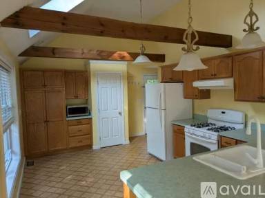 Main picture of 22 Box Pond Rd