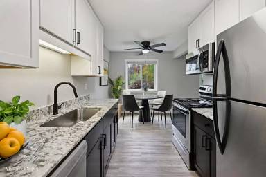 Main picture of Sleepy Hollow Apartments