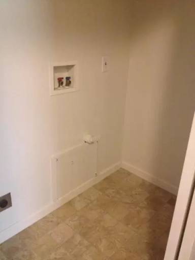 Main picture of 839 Iowa Ave