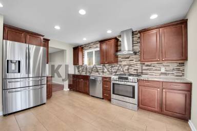 Main picture of 41563 Strawberry Ct