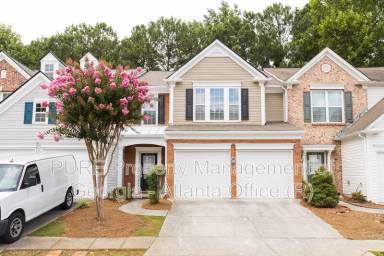 Main picture of 4138 Royal Regency Cir NW