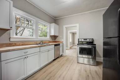 Main picture of 1119 N 35th St