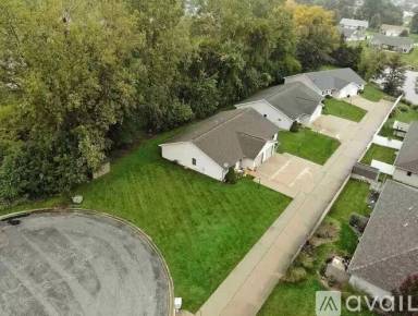 Main picture of 503 Apple Hill Way