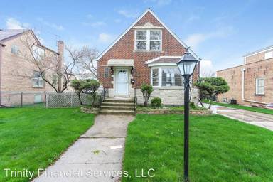 Main picture of 2627 Clarke St