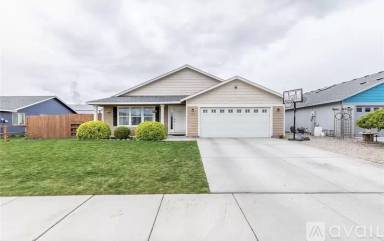 Main picture of 524 G St NE