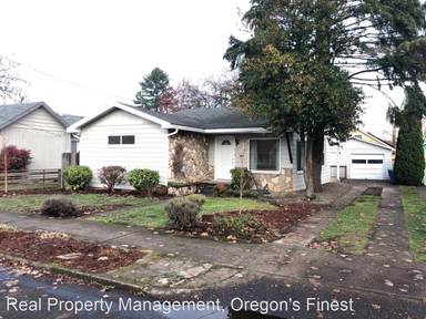 Main picture of 4530 SE 50th Ave