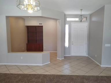 Main picture of 721 S Sycamore Pl