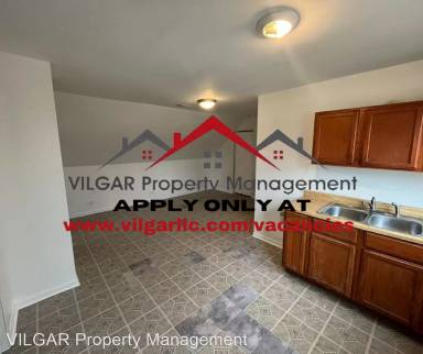 Main picture of 3808 Evergreen St