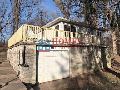 Main picture of 913 Sorenson Ave