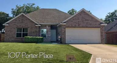 Main picture of 1017 Porter Pl