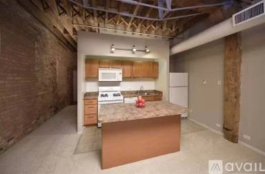 Main picture of 1129 N Wells St