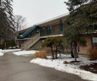 Main picture of 8434 Silver Lake Rd