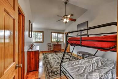 Main picture of 8 Clarks Point Rd