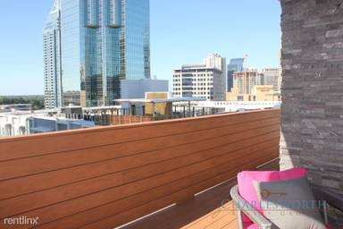 Main picture of 12 Peachtree Ave NE