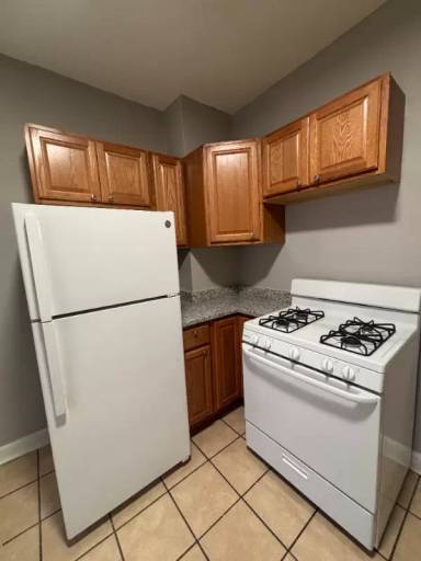 Main picture of 5509 S Whipple St