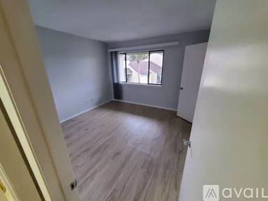 Main picture of 201 Club House Blvd