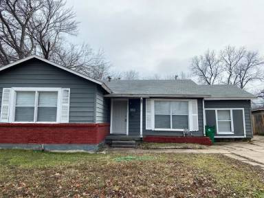 Main picture of 4912 Jerri Ln