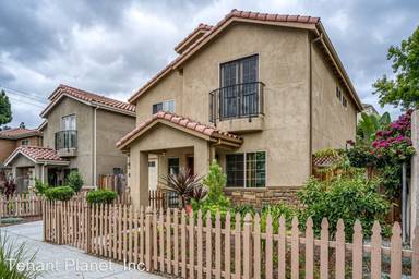 Main picture of 1385 Palm St