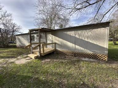 Main picture of 85 Young Rd