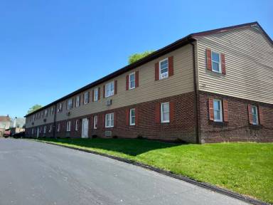 Main picture of 239 S 4th St