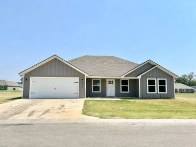 Main picture of 410 Kats Ave