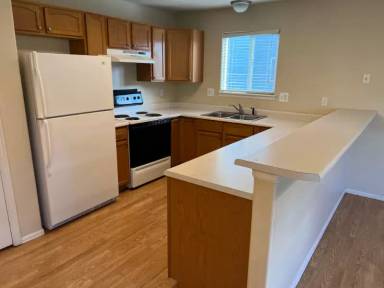 Main picture of 399 Sunnyside Ct