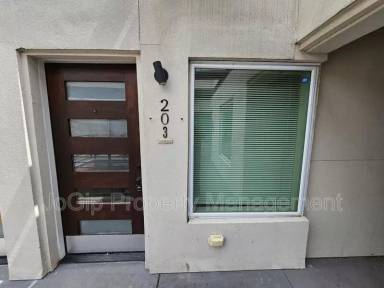Main picture of 4806 Virginia Ave