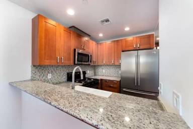 Main picture of 5303 Satsuma Ave