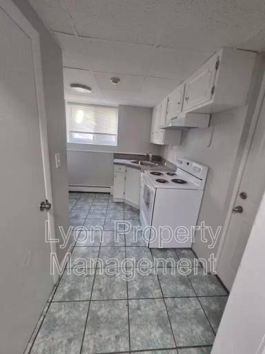 Main picture of 51 Adelaide Ave