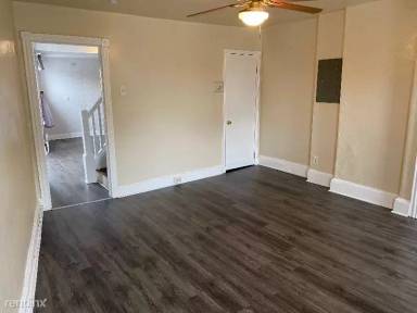 Main picture of 157 W Elm St