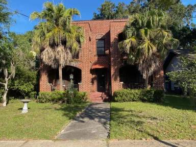 Main picture of 3579 Herschel St