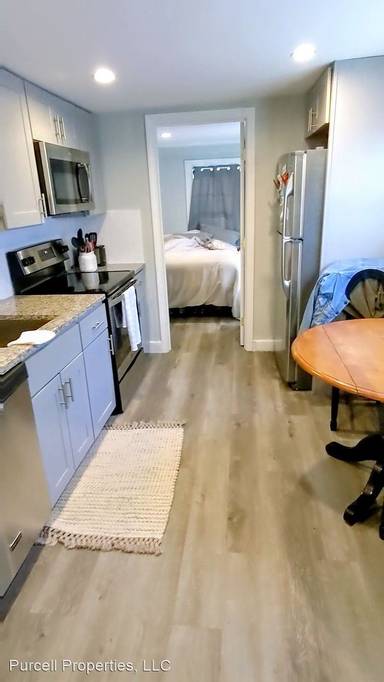 Main picture of 30 1/2 W Wheelock St