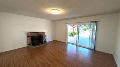 Main picture of 3221 Lemon Ln