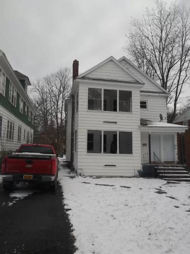 Main picture of 129 Gorland Ave