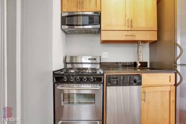 Main picture of 343 E 5th St