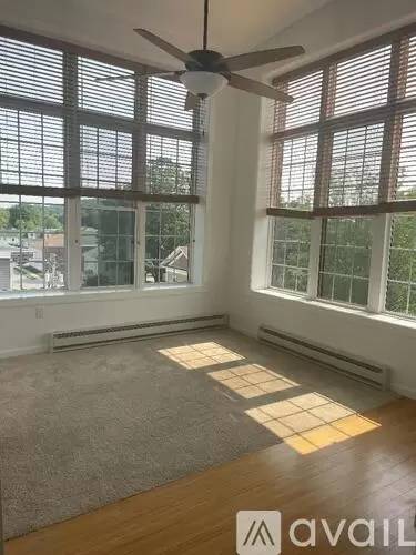 Main picture of 6 Grove St