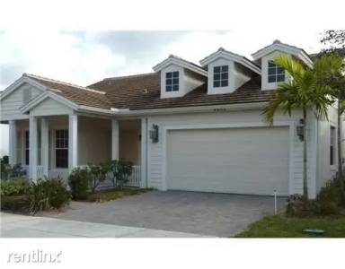 Main picture of Lakeside Village At Davie