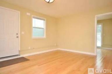 Main picture of 184 Country Club Dr